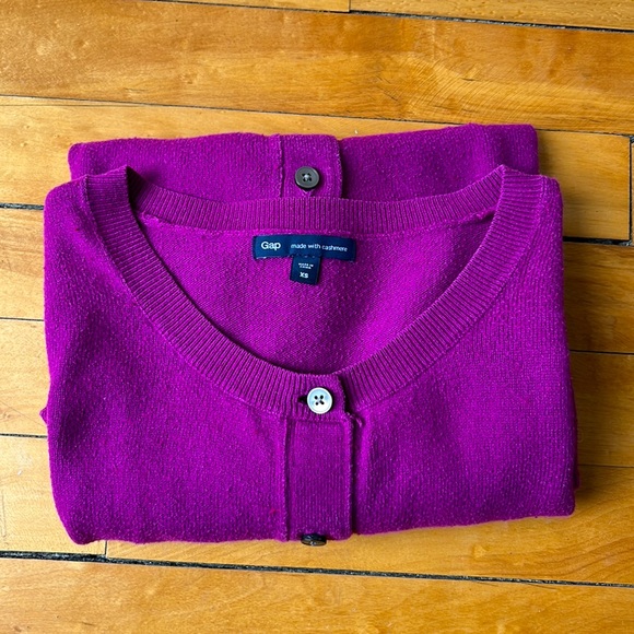 Gap cardigan sweater bundle of 3 - Picture 2 of 9